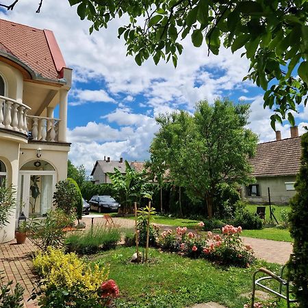 Andrea Villa Keszthely Exterior photo